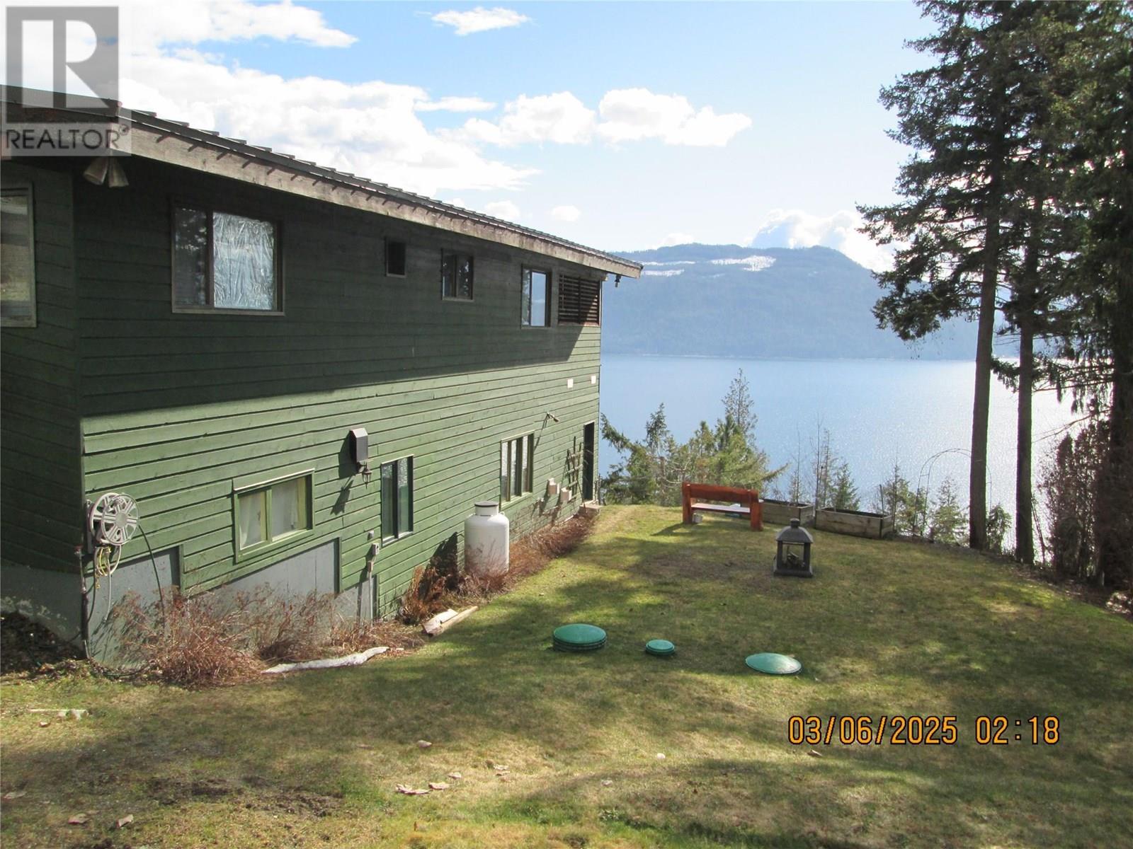 Photo 23 of 5305 Meadow Creek Crescent, Celista BC