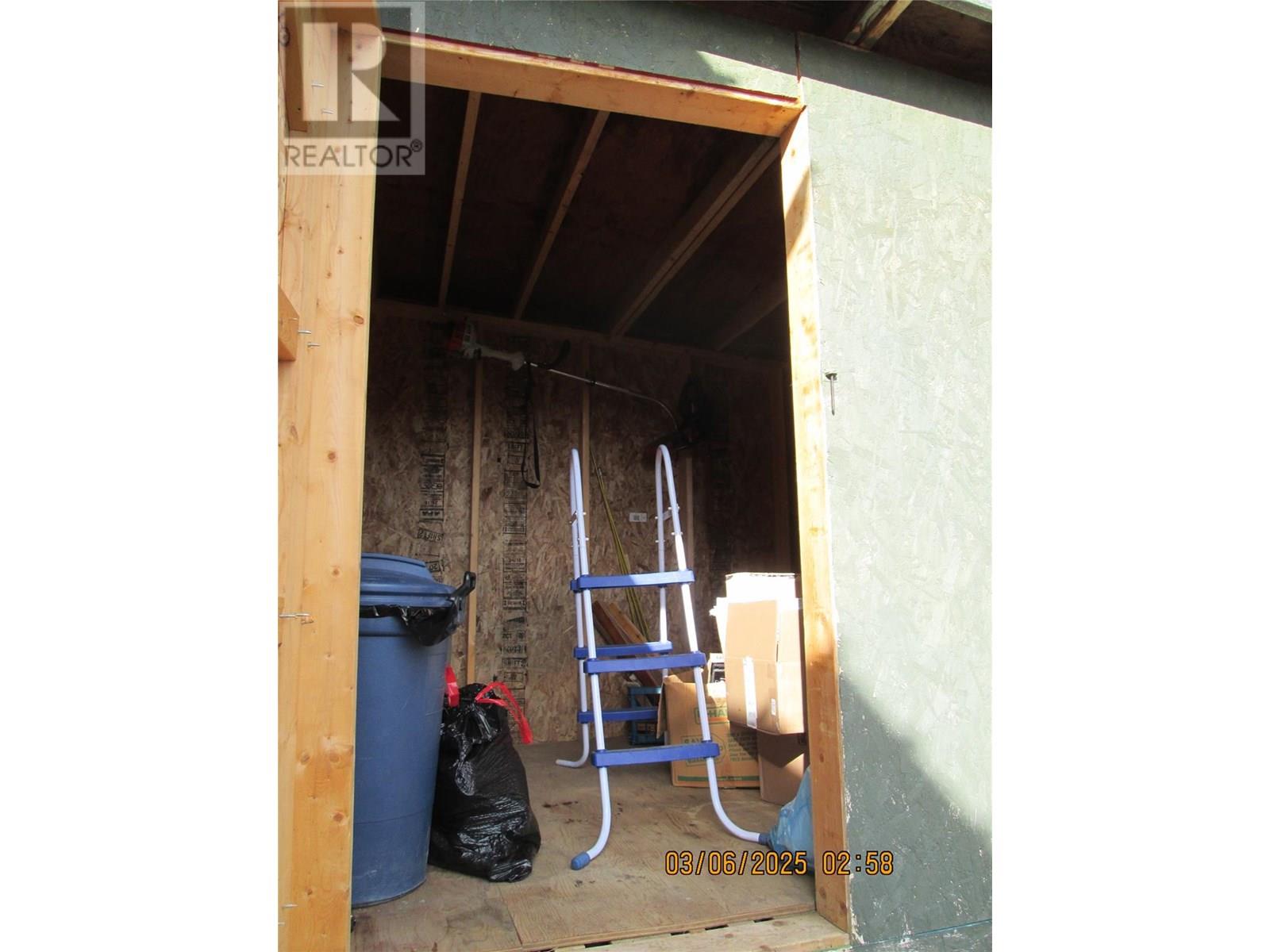 Photo 20 of 5305 Meadow Creek Crescent, Celista BC