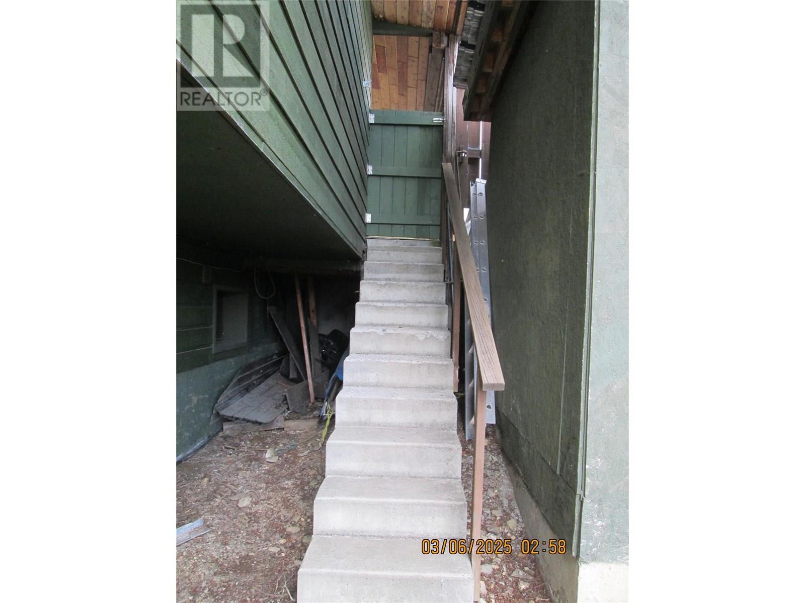 Photo 32 of 5305 Meadow Creek Crescent, Celista BC