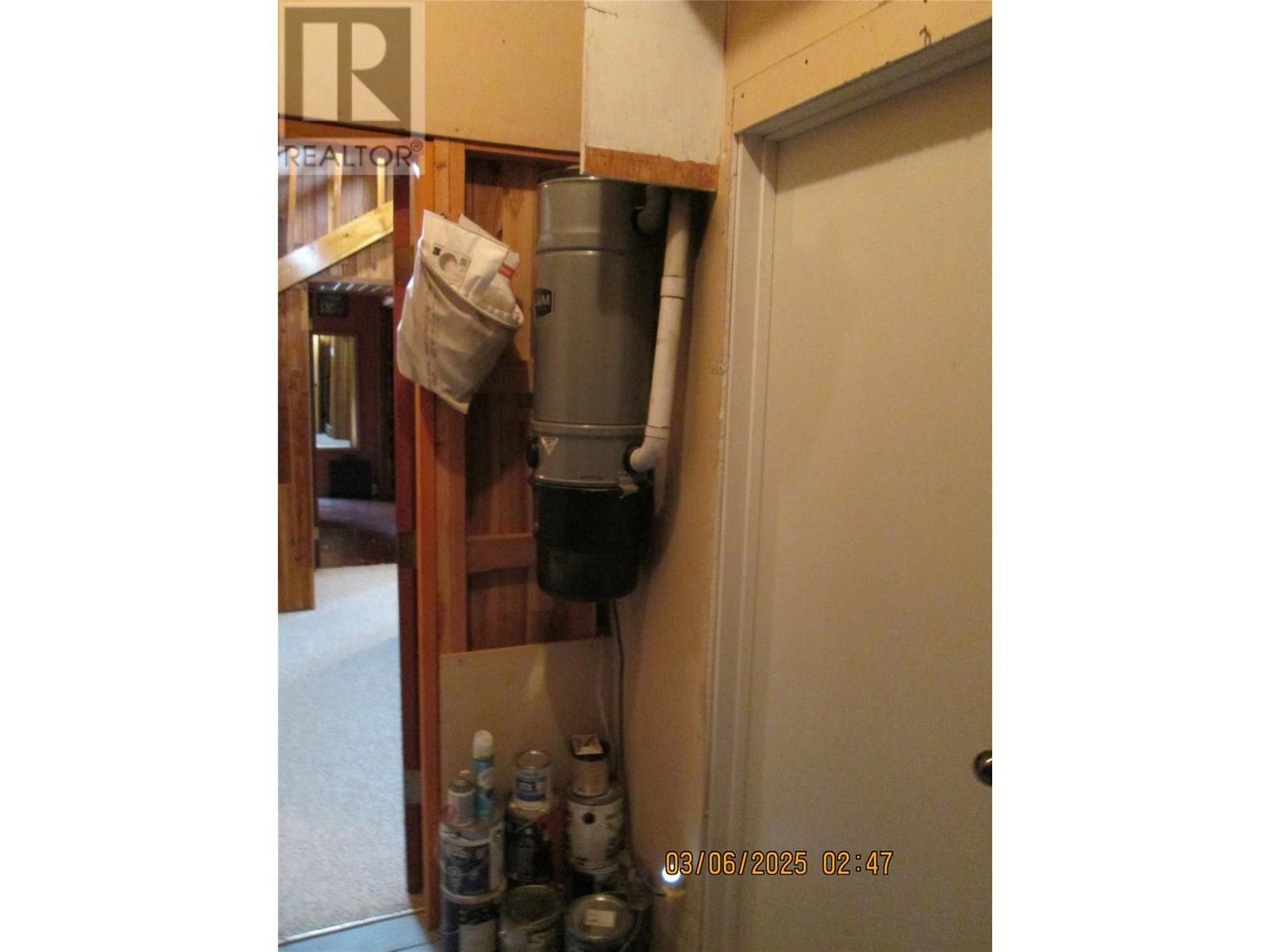 Photo 59 of 5305 Meadow Creek Crescent, Celista BC