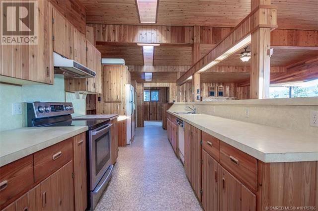 Photo 26 of 5305 Meadow Creek Crescent, Celista BC