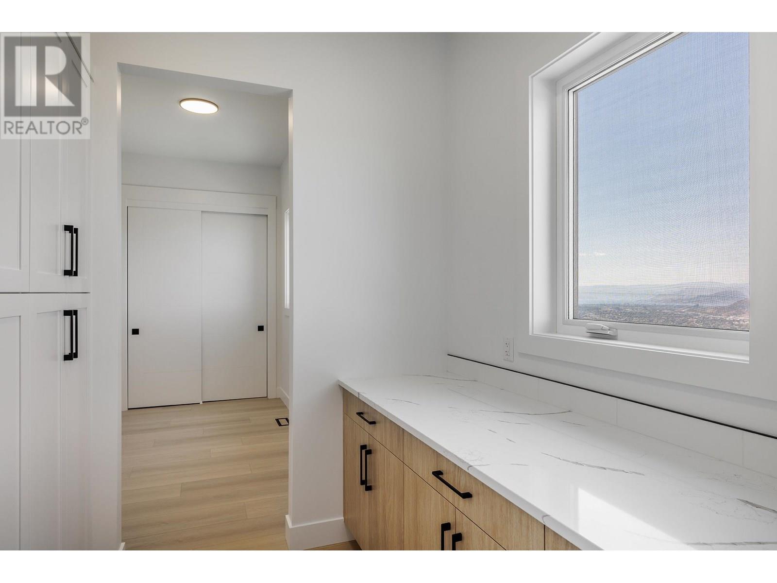 Photo 11 of 2048 Kentucky Crescent, Kelowna BC