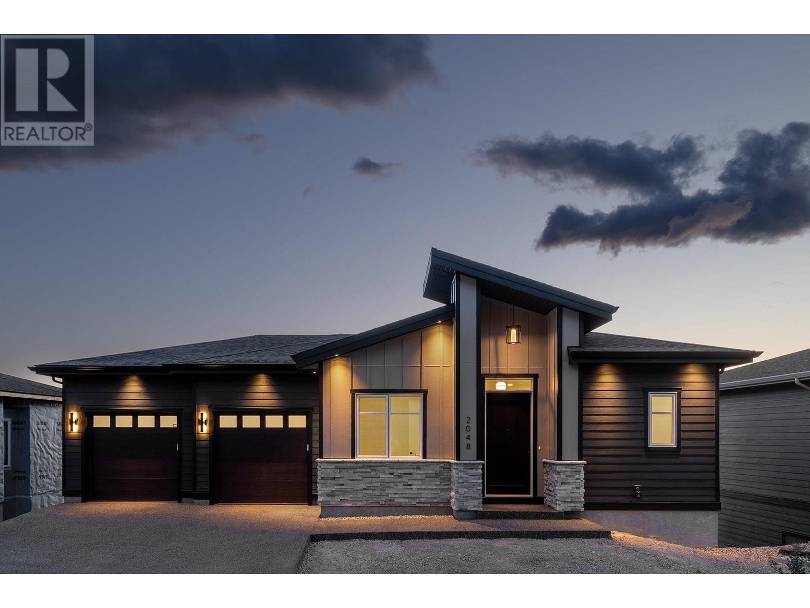 Photo 1 of 2048 Kentucky Crescent, Kelowna BC