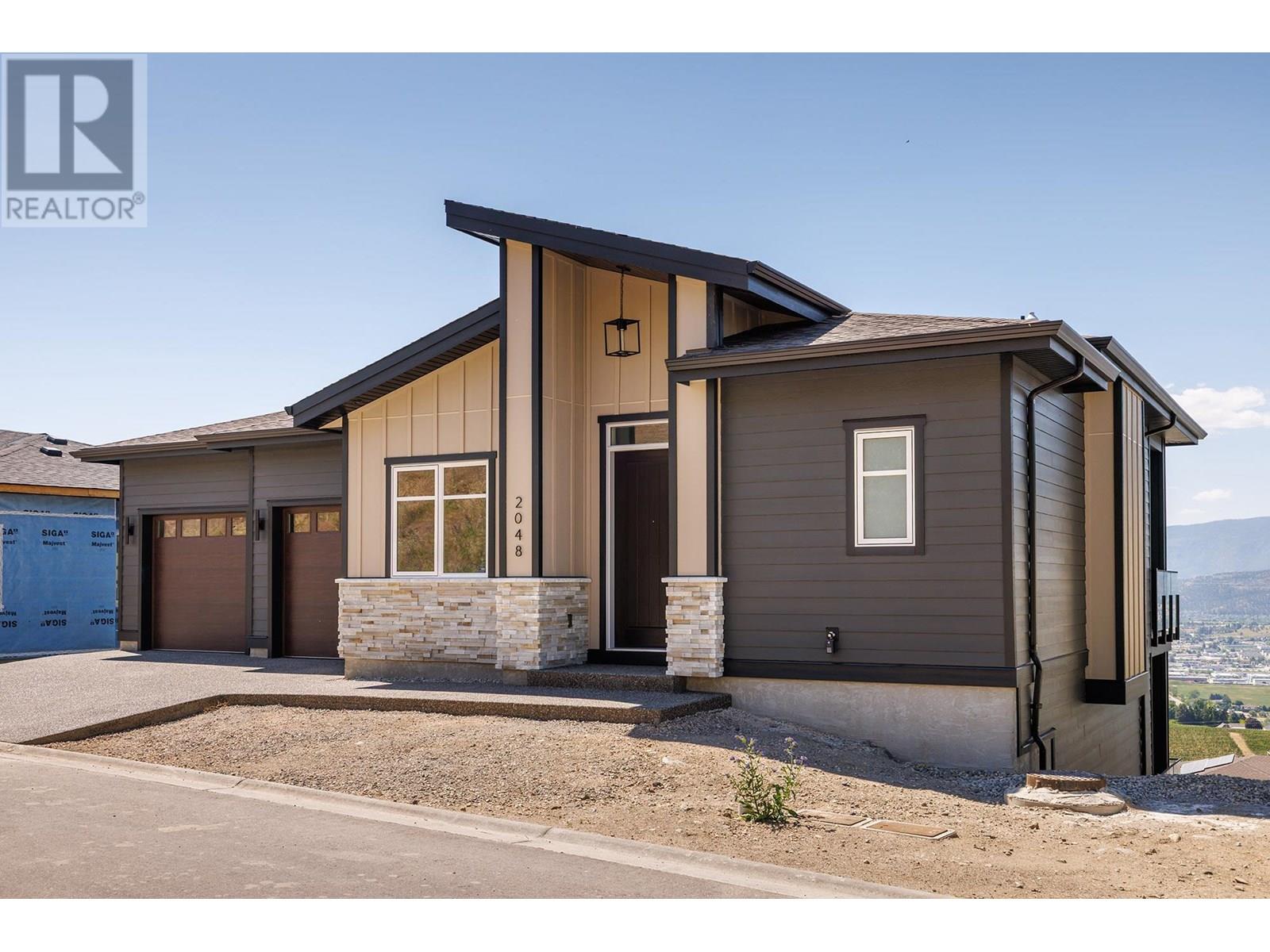 Photo 26 of 2048 Kentucky Crescent, Kelowna BC