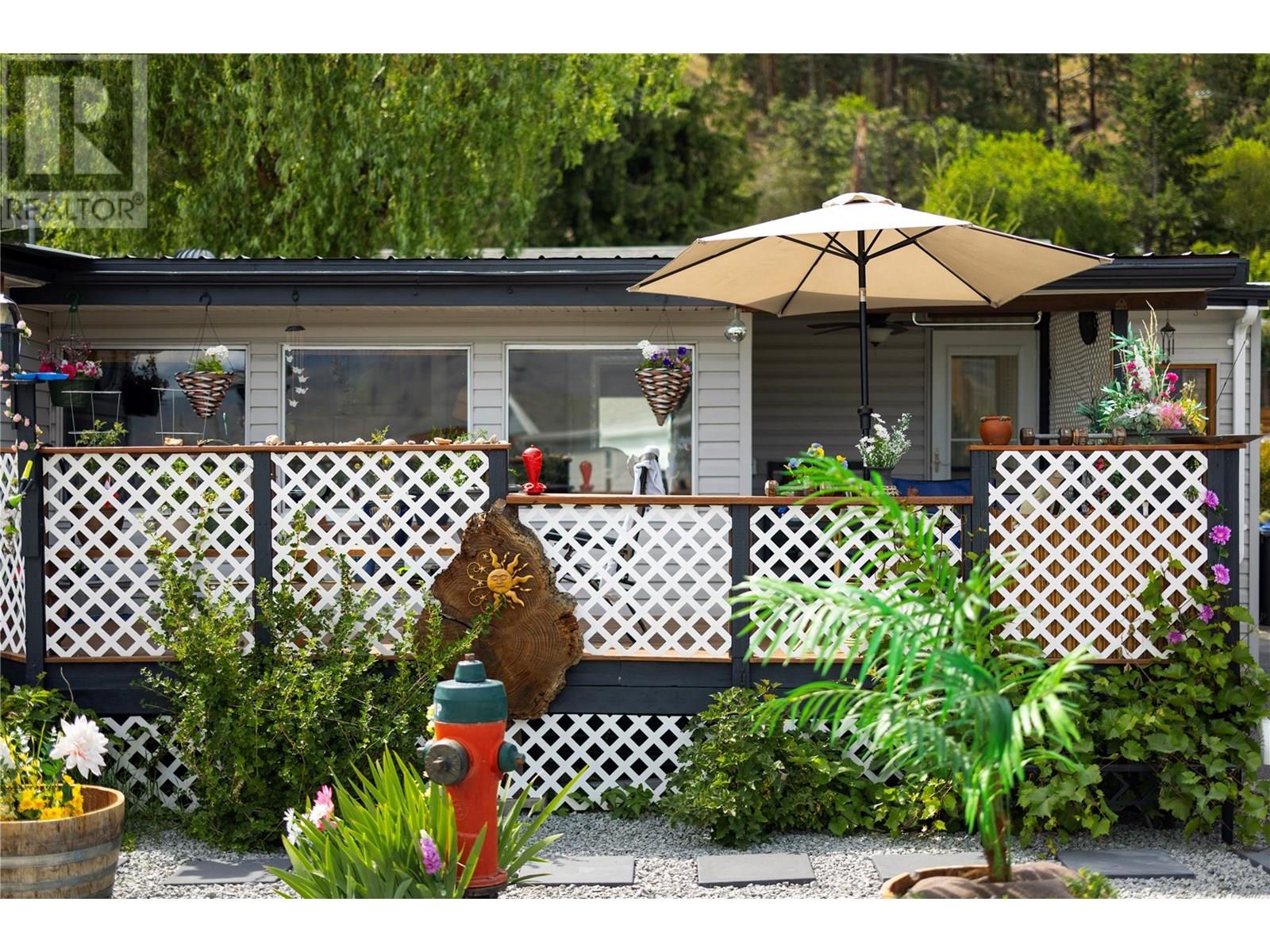 24 6711 Highway 97 Highway South, Peachland