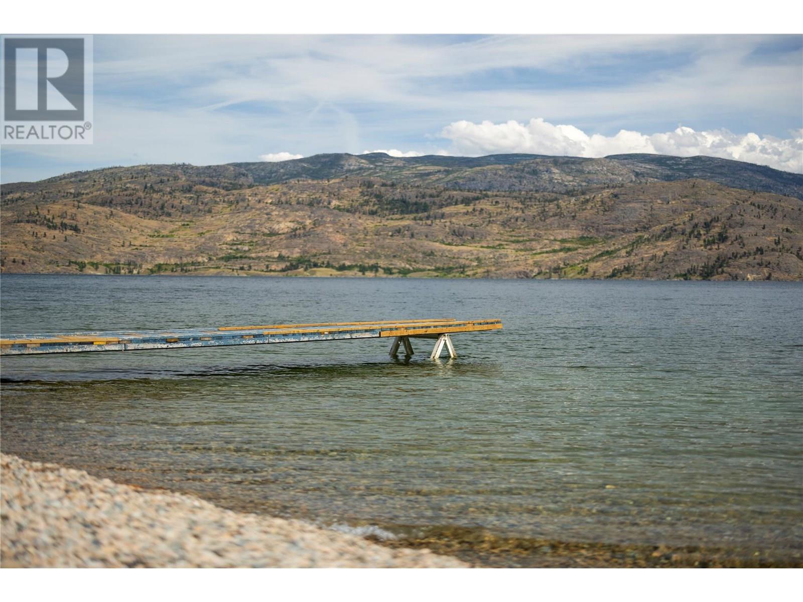 24 6711 Highway 97 Highway South, Peachland
