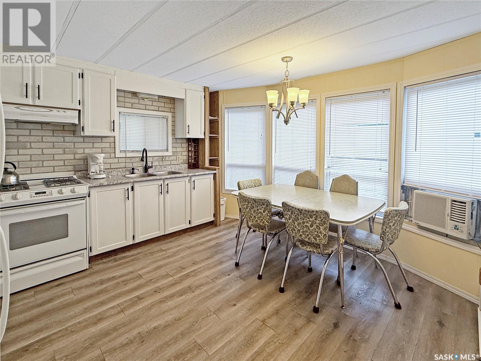 Photo 4 of 107 24 Ambrose Avenue, Lakeland Rm No 521 SK