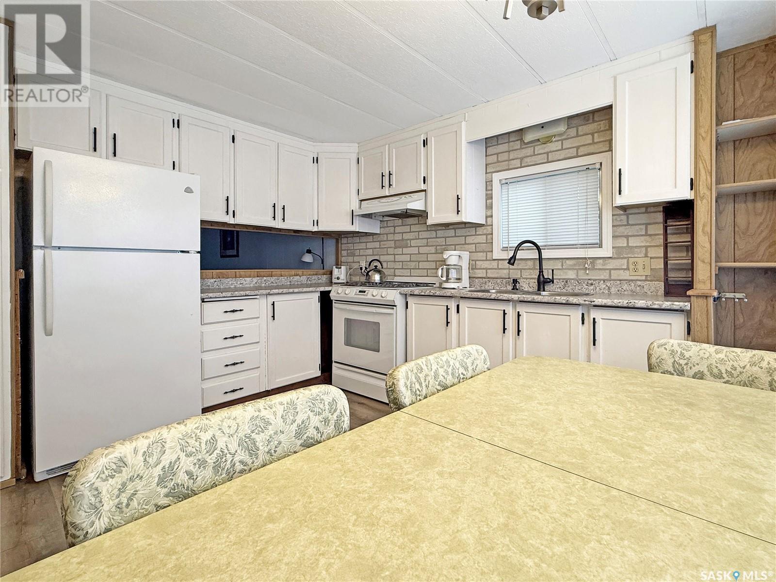 Photo 11 of 107 24 Ambrose Avenue, Lakeland Rm No 521 SK