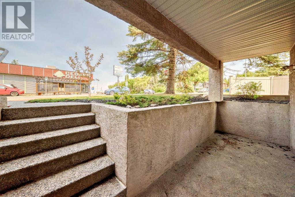 Single Family House for Sale in    Avenue NE Tuxedo Park Calgary 
