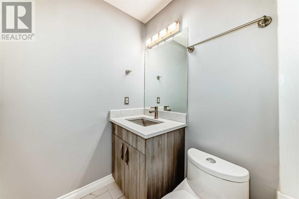 Single Family House for Sale in    Avenue NE Tuxedo Park Calgary 