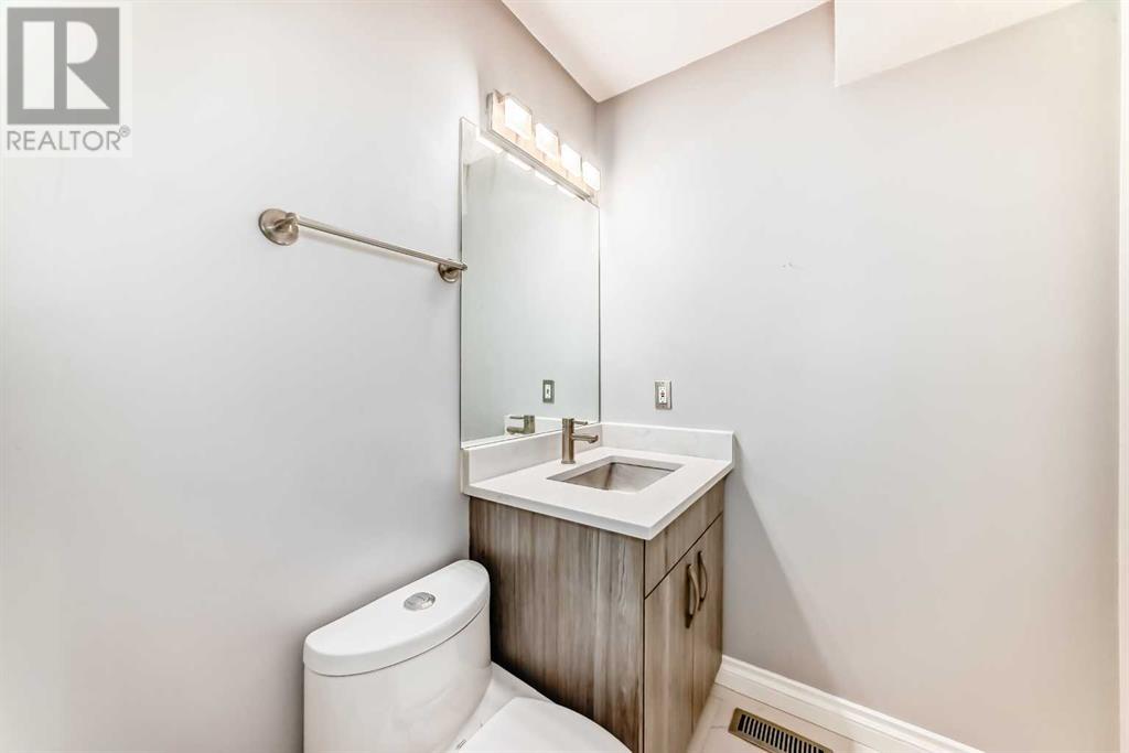 Single Family House for Sale in    Avenue NE Tuxedo Park Calgary 