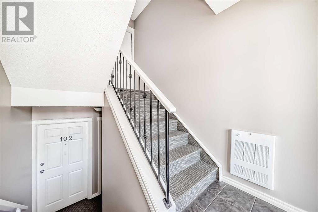 Single Family House for Sale in    Avenue NE Tuxedo Park Calgary 