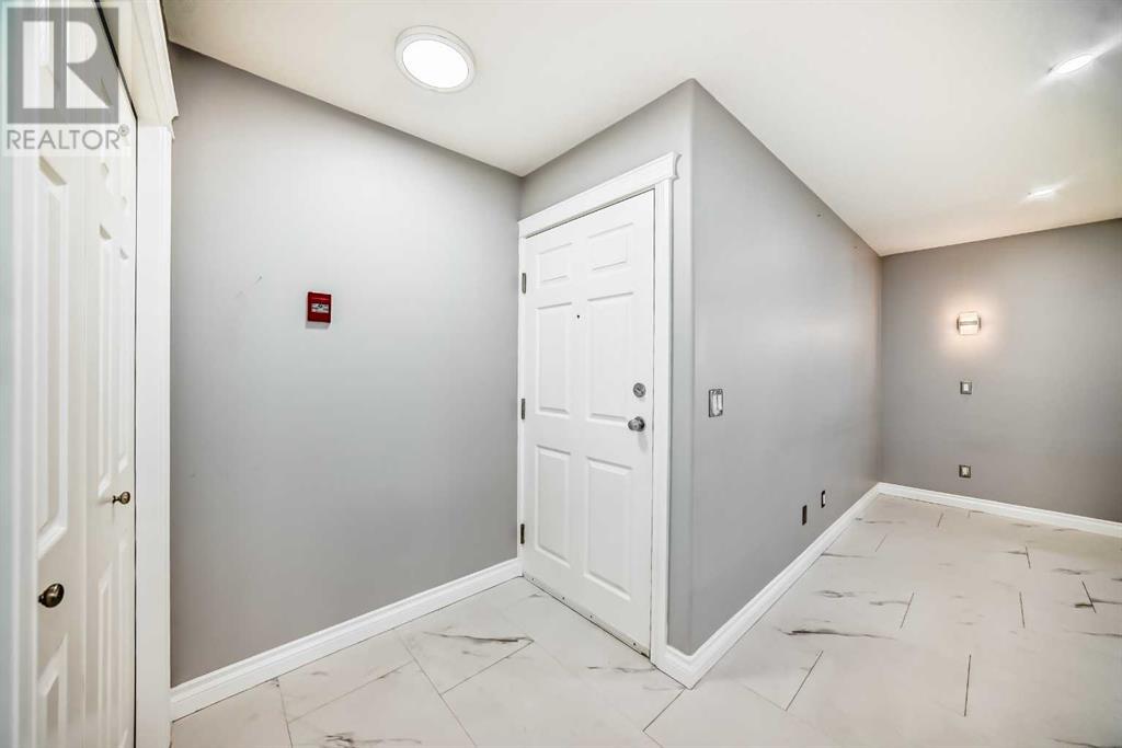 Single Family House for Sale in    Avenue NE Tuxedo Park Calgary 
