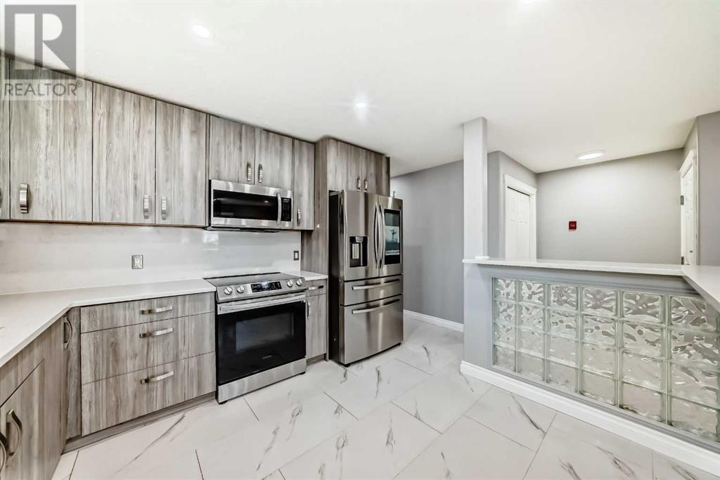 Single Family House for Sale in    Avenue NE Tuxedo Park Calgary 