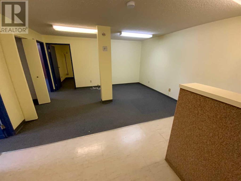 Photo 4 of 115 117 4 Th Avenue S, Three Hills AB