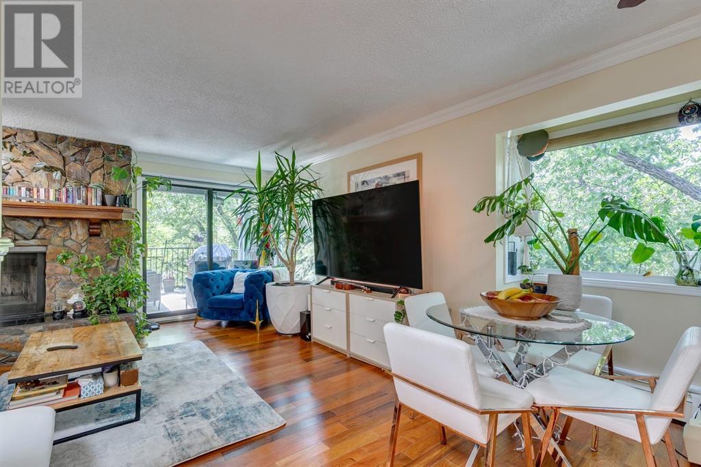 Single Family House for Sale in   Parkdale Boulevard NW Parkdale Calgary 