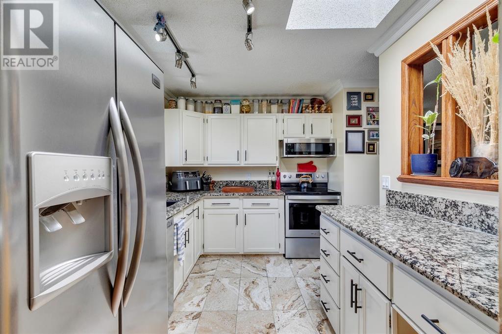 Single Family House for Sale in   Parkdale Boulevard NW Parkdale Calgary 