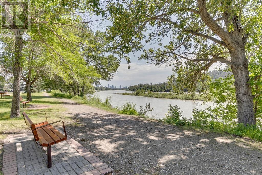Single Family House for Sale in   Parkdale Boulevard NW Parkdale Calgary 