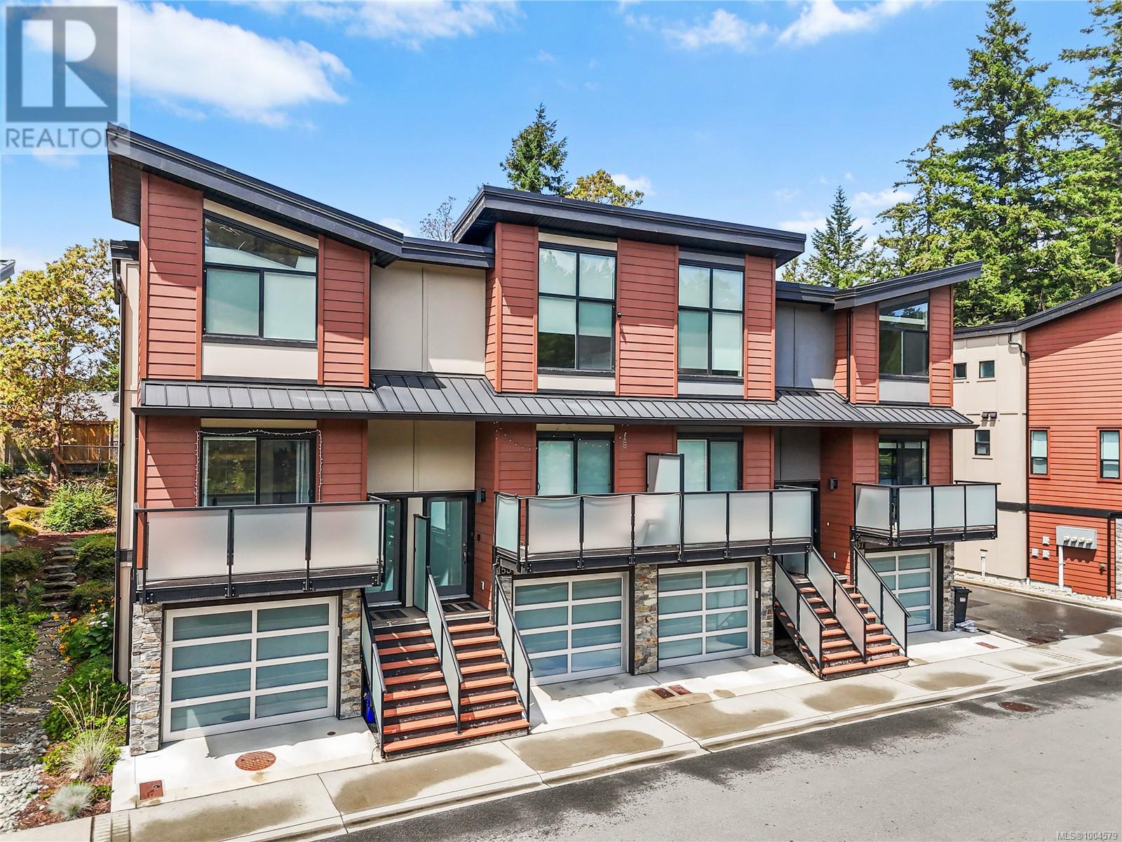 Photo 5 of 153 300 Phelps Ave, Langford BC