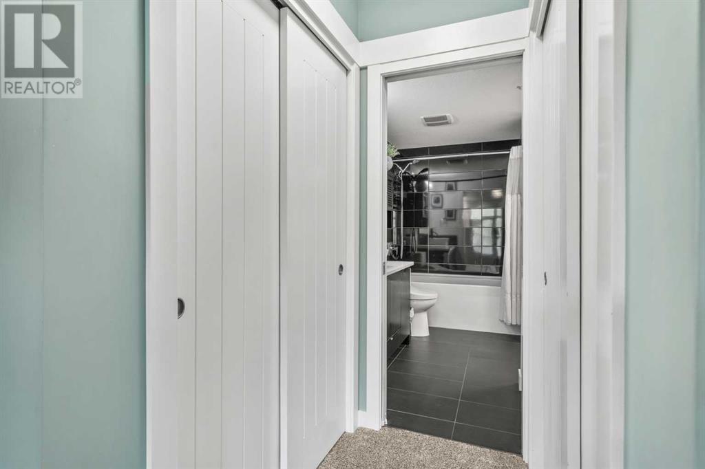 Single Family House for Sale in   Aspenmont Heights SW Aspen Woods Calgary 
