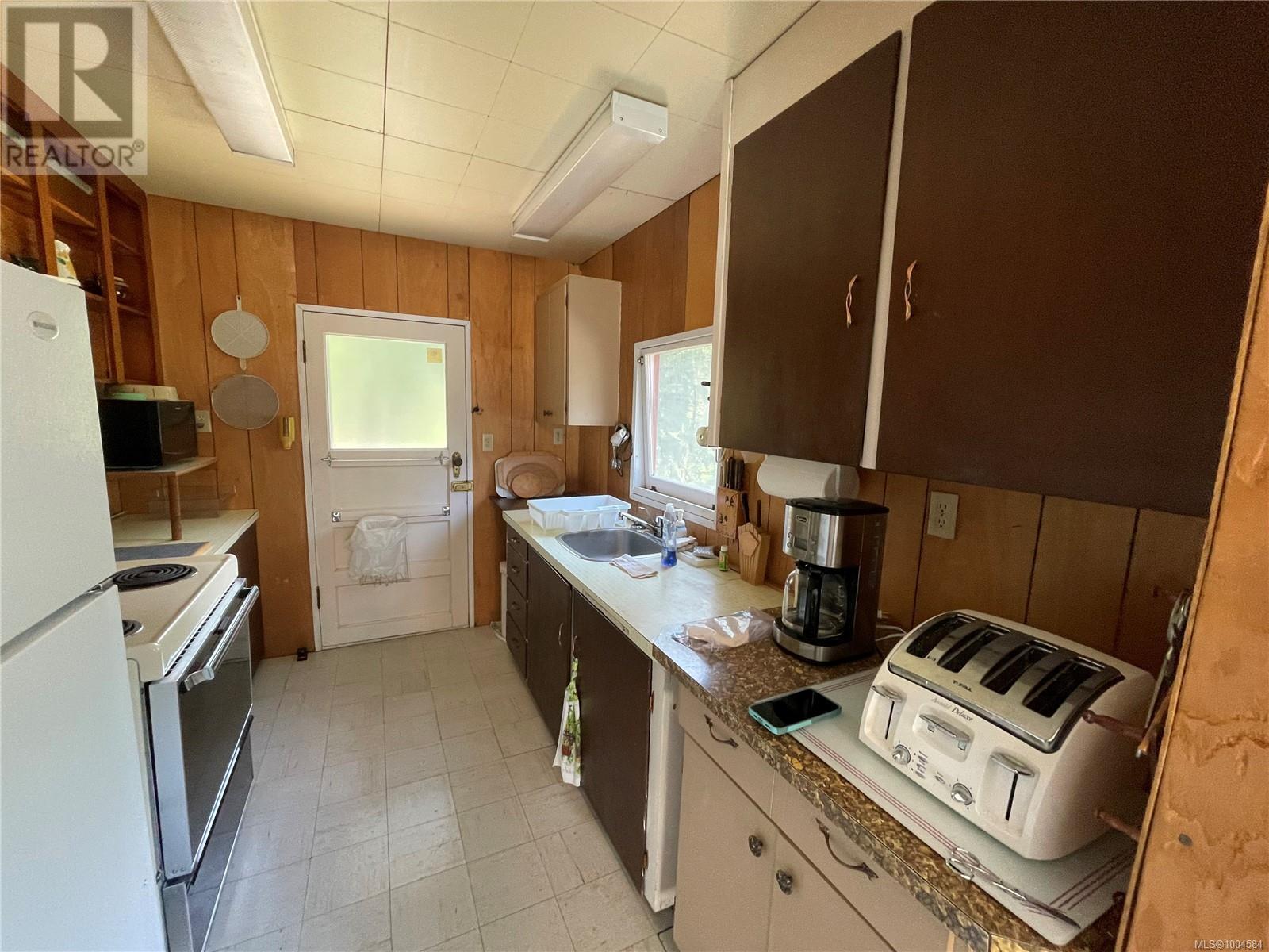 865 Driftwood Dr, Mudge Island