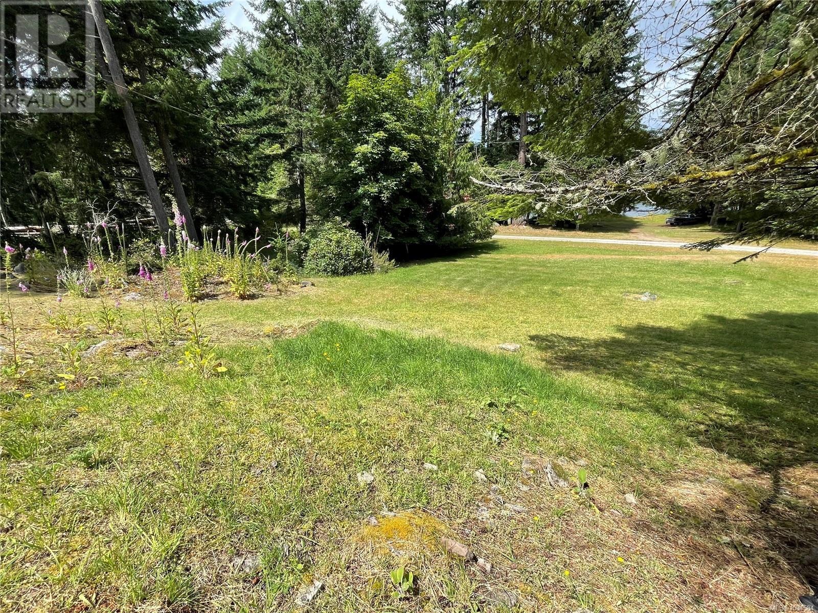 865 Driftwood Dr, Mudge Island