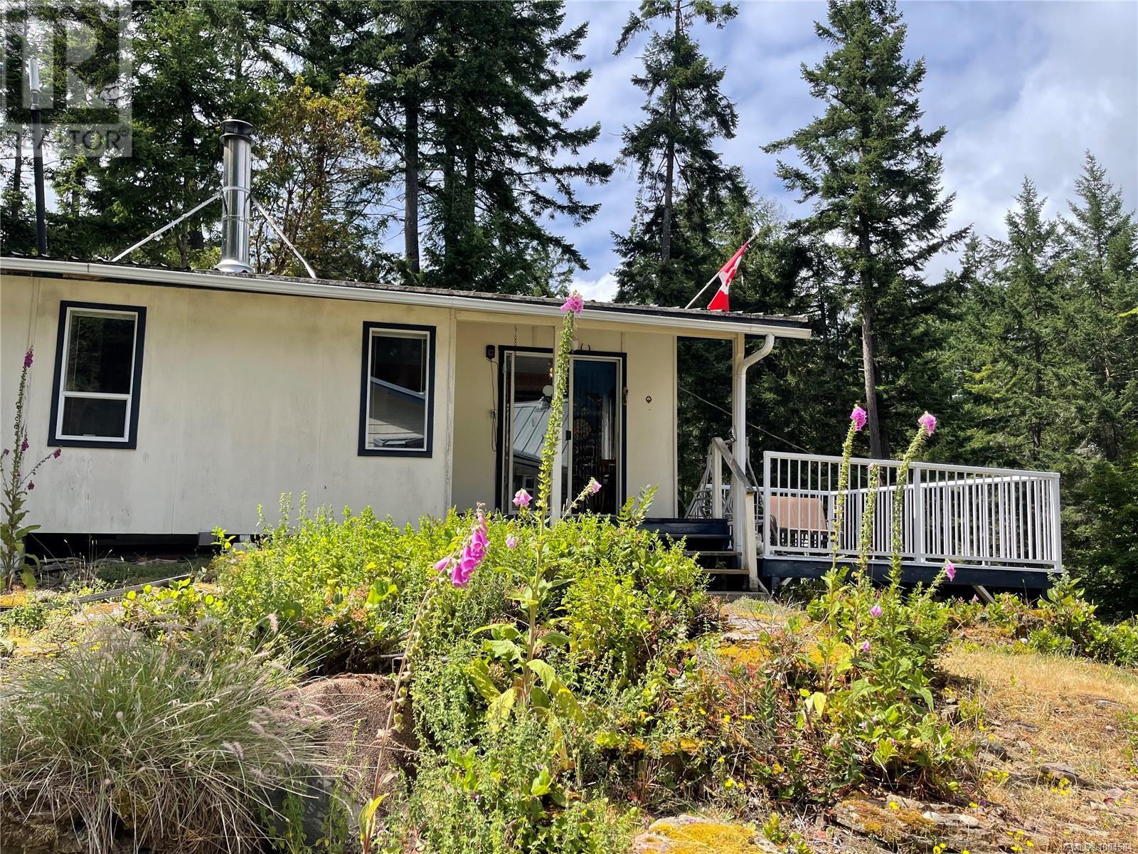 865 Driftwood Dr, Mudge Island