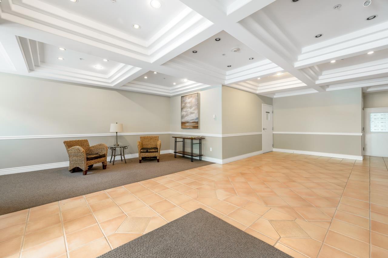 105 1630 154 Street - photo 2