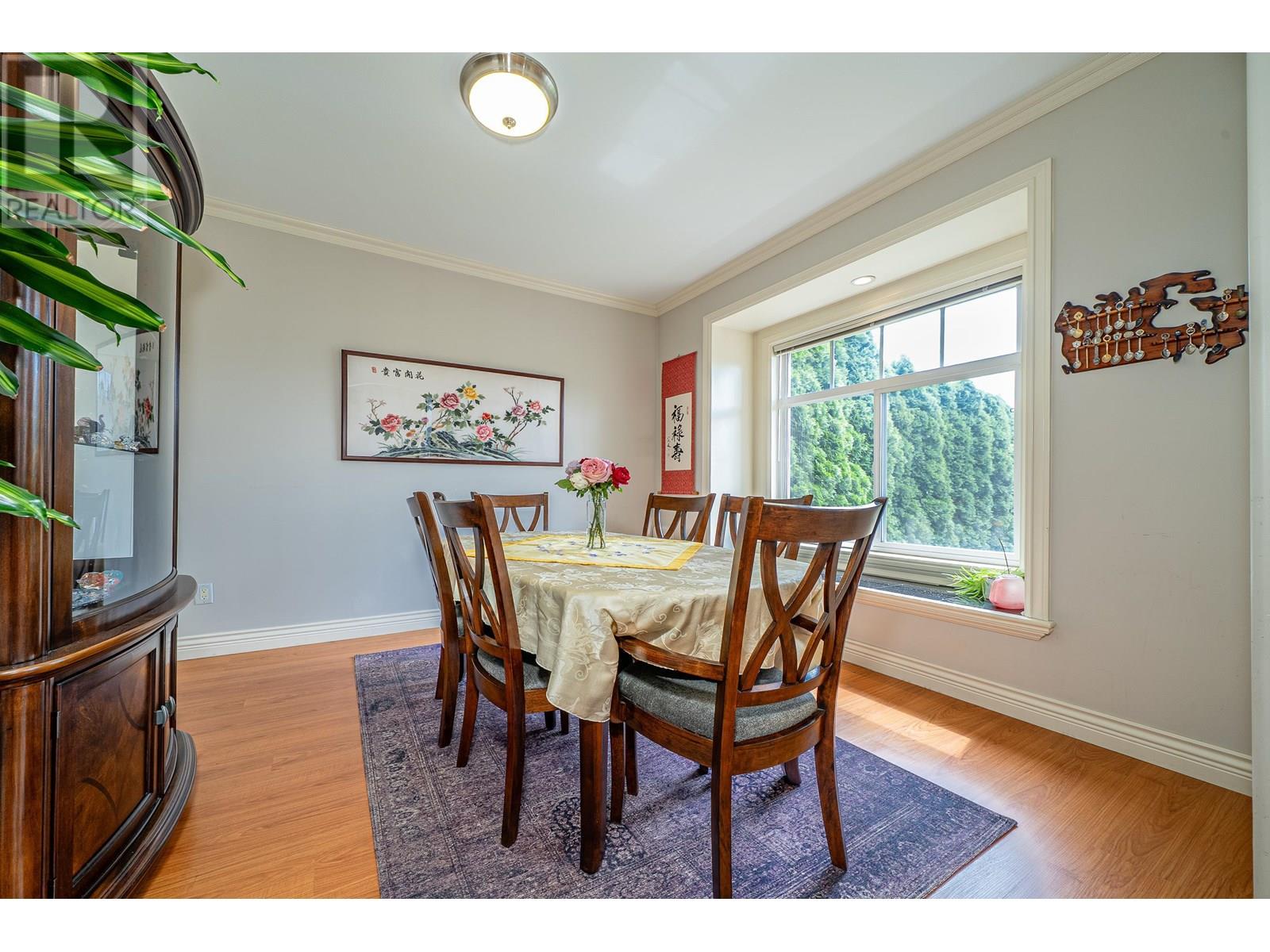 Photo 13 of 8015 11 Th Avenue, Burnaby BC