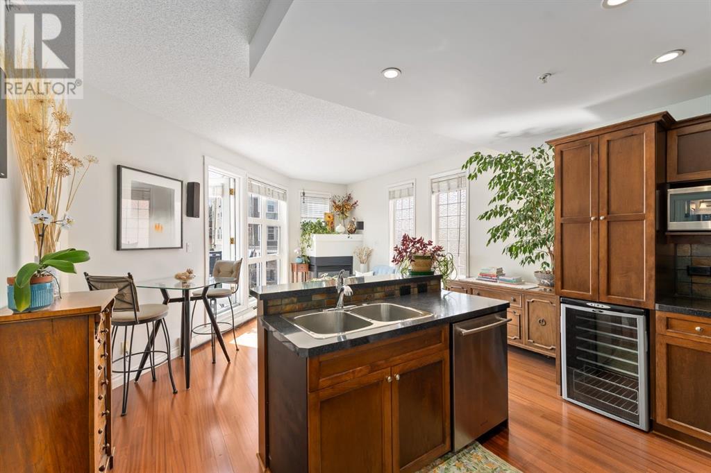 Single Family House for Sale in    Street NE Renfrew Calgary 