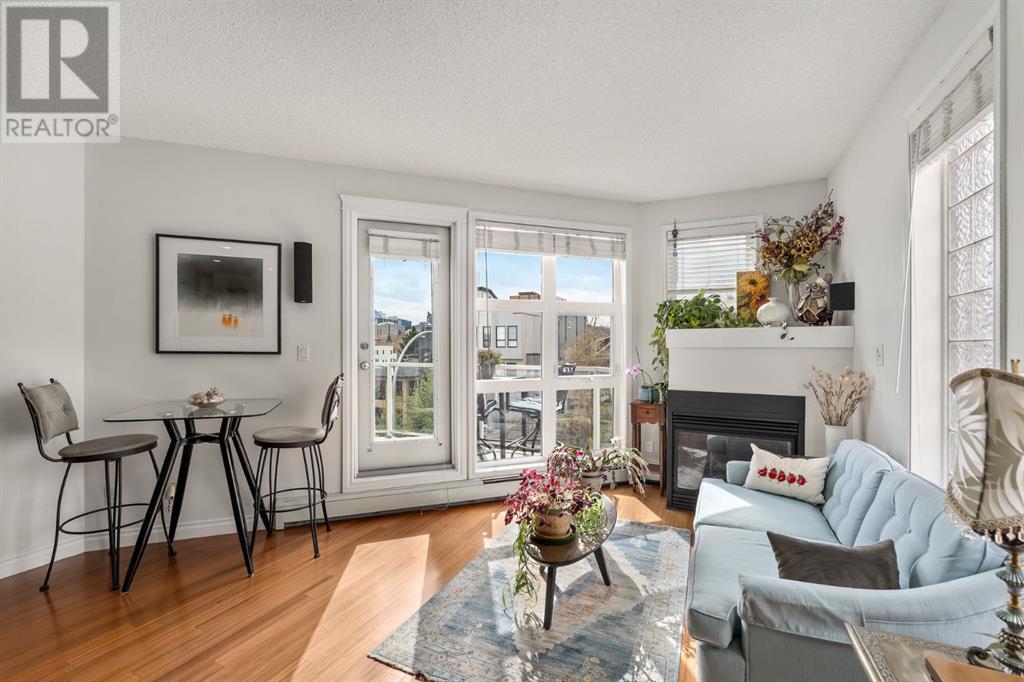Single Family House for Sale in    Street NE Renfrew Calgary 