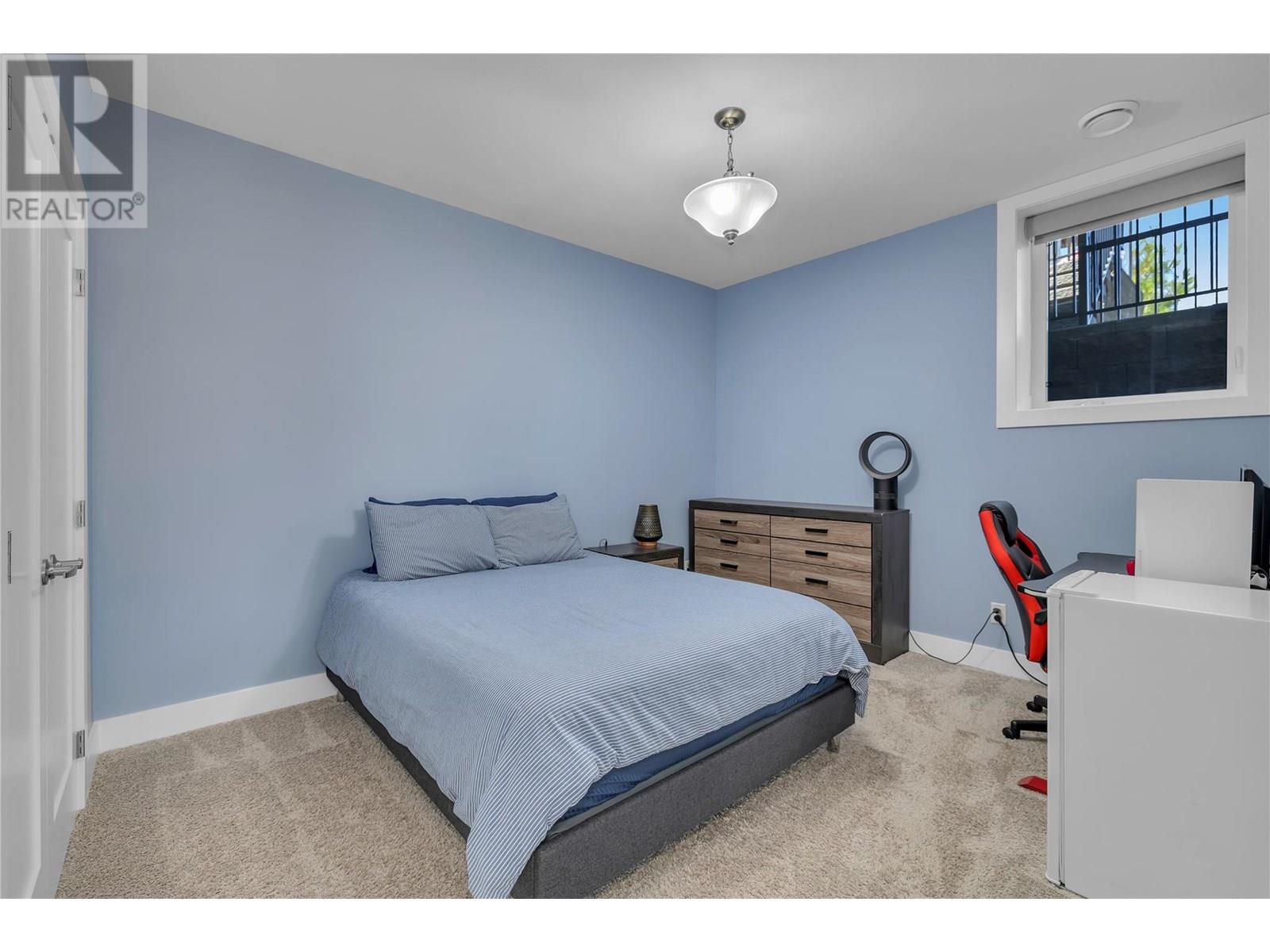 1823 Diamond View Drive, West Kelowna