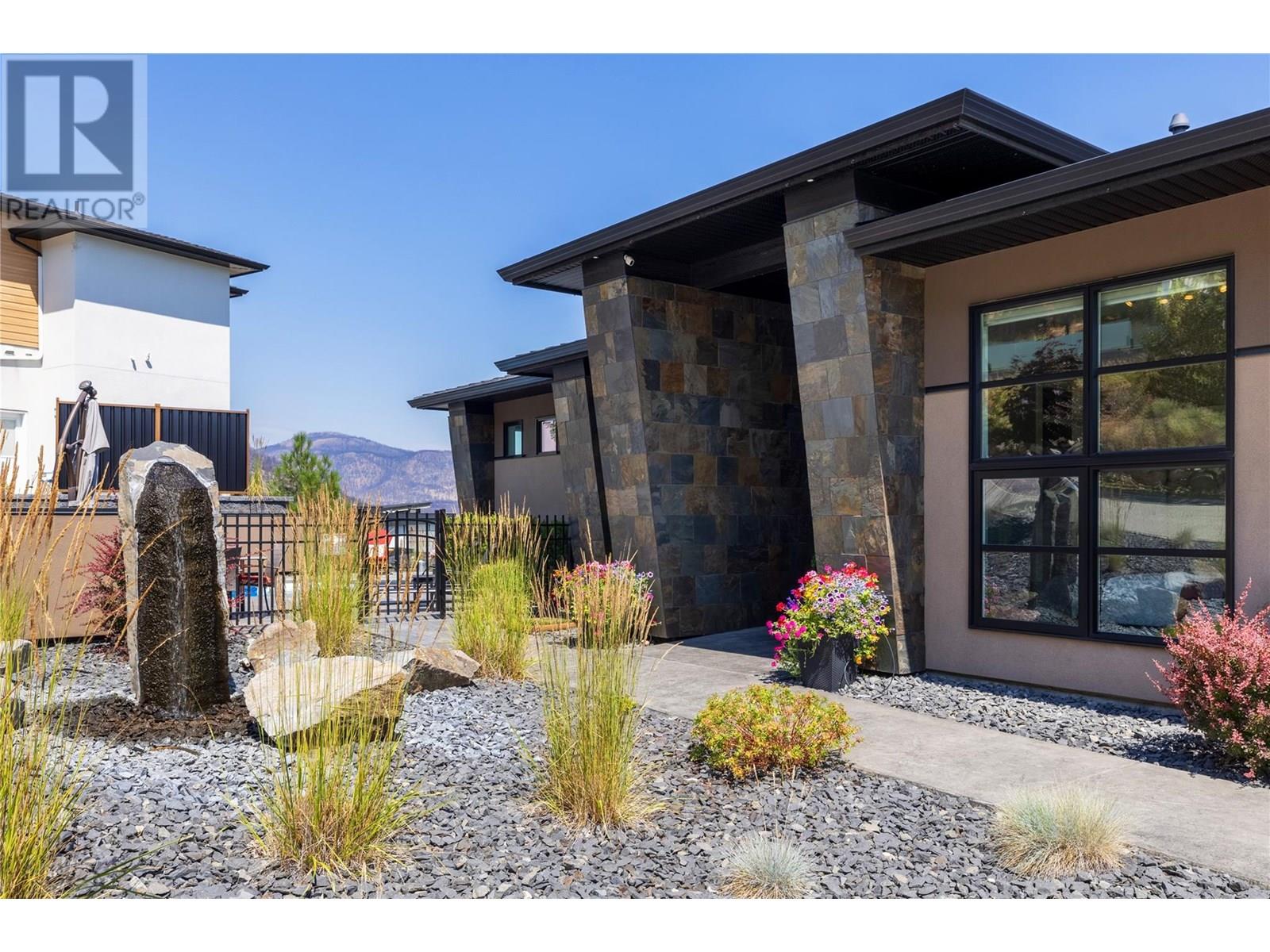 1823 Diamond View Drive, West Kelowna
