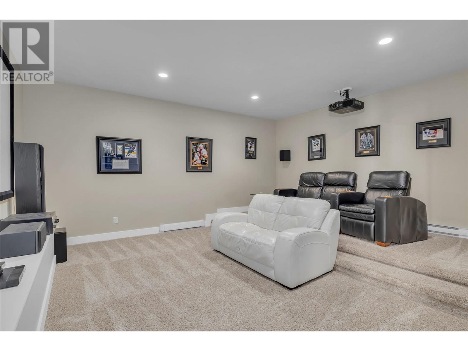 1823 Diamond View Drive, West Kelowna