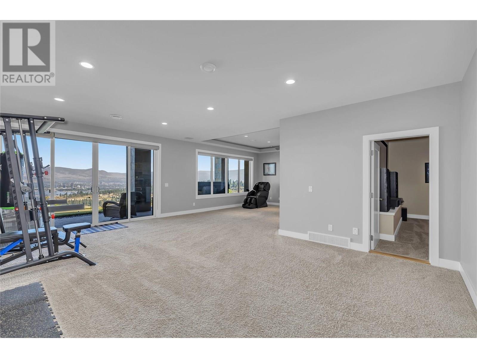 1823 Diamond View Drive, West Kelowna