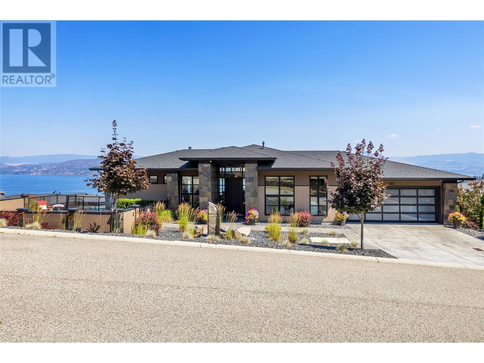 1823 Diamond View Drive, West Kelowna