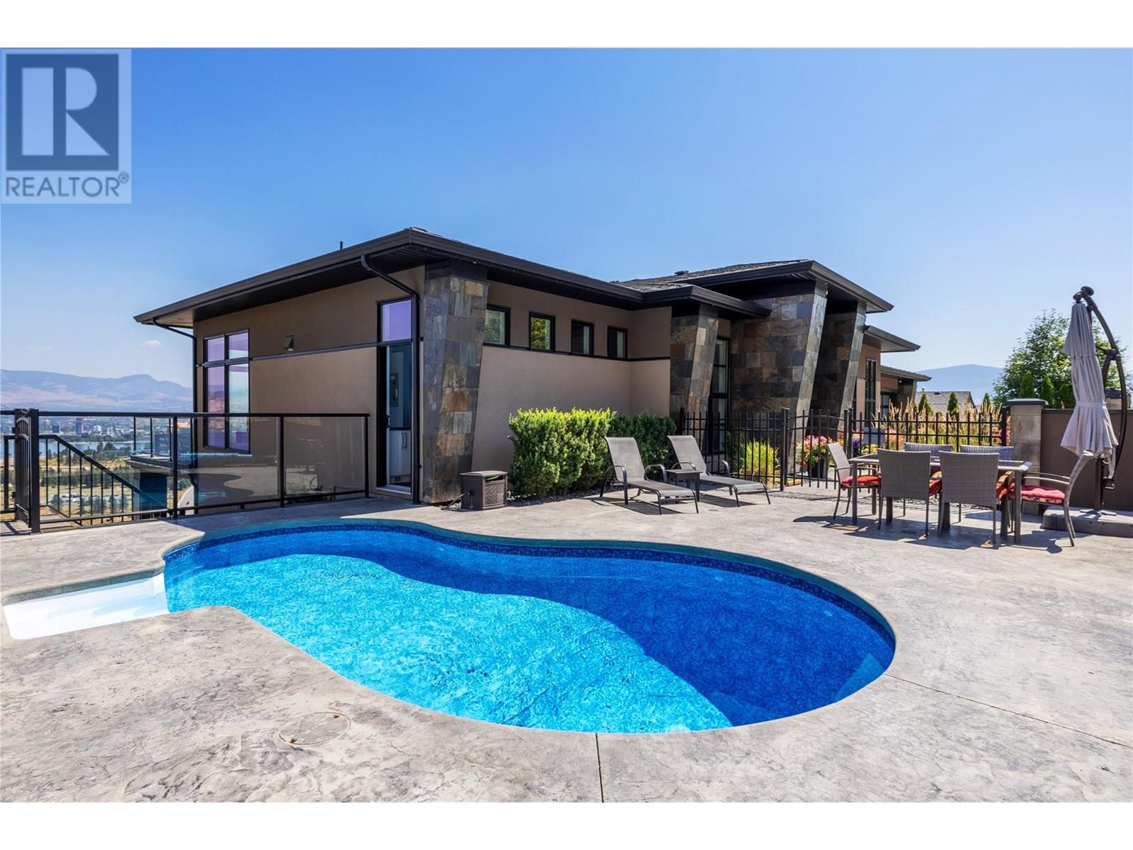 1823 Diamond View Drive, West Kelowna