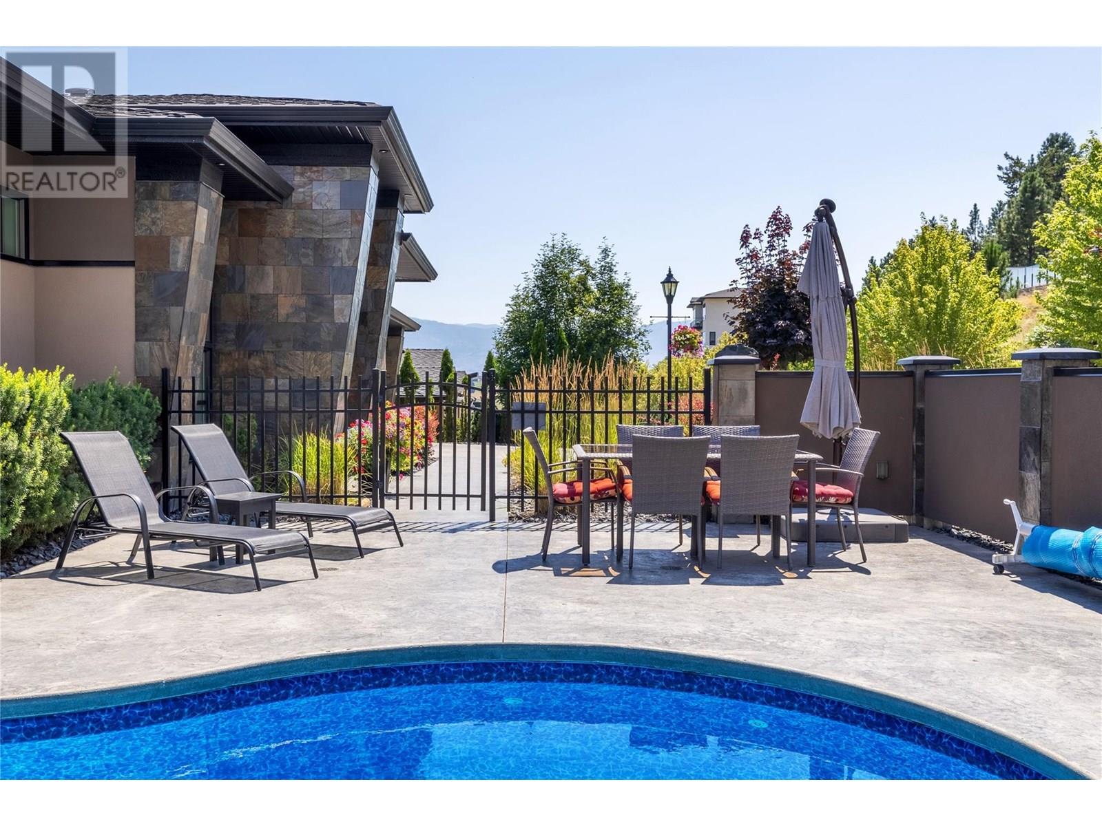 1823 Diamond View Drive, West Kelowna