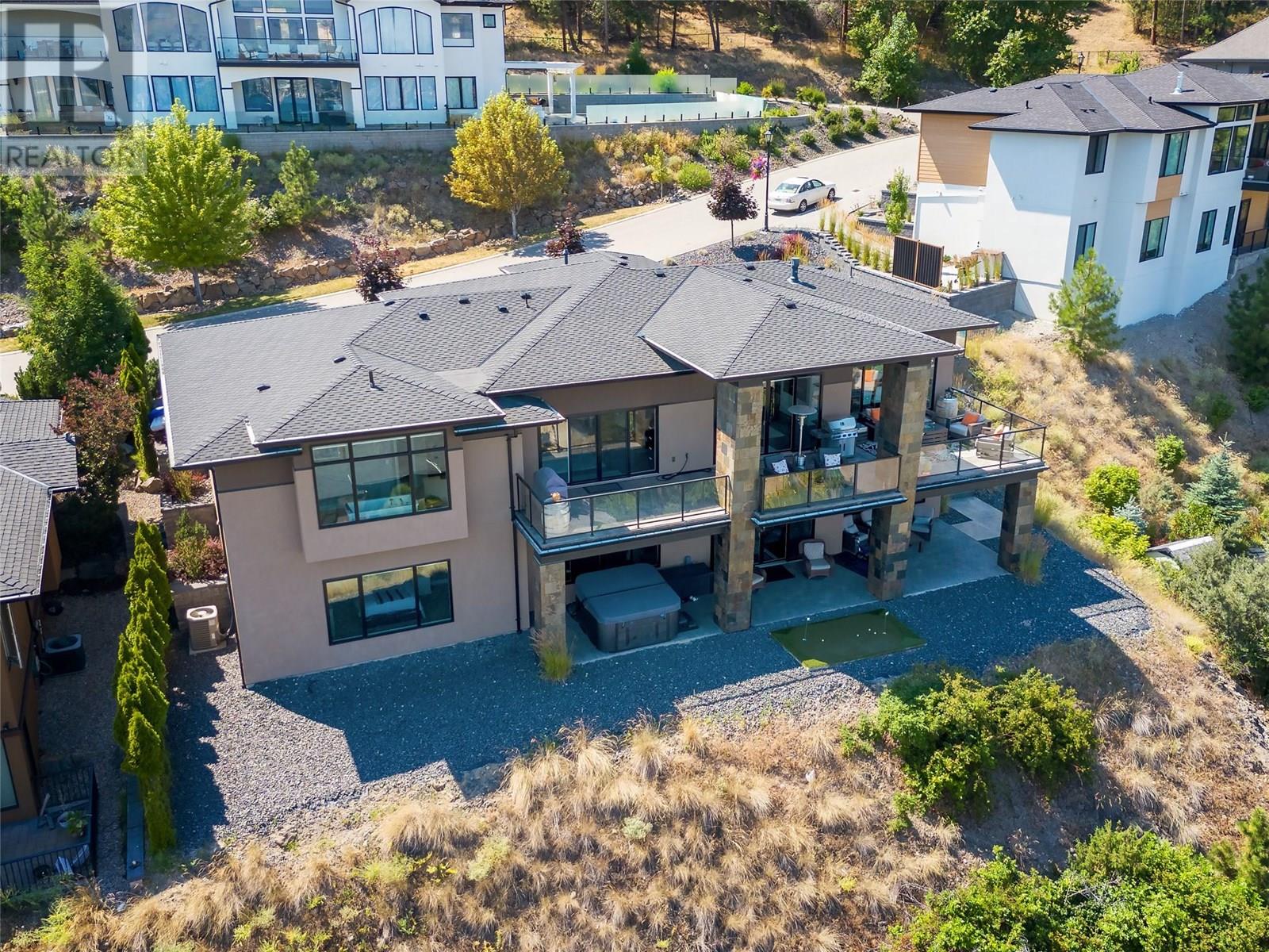 1823 Diamond View Drive, West Kelowna