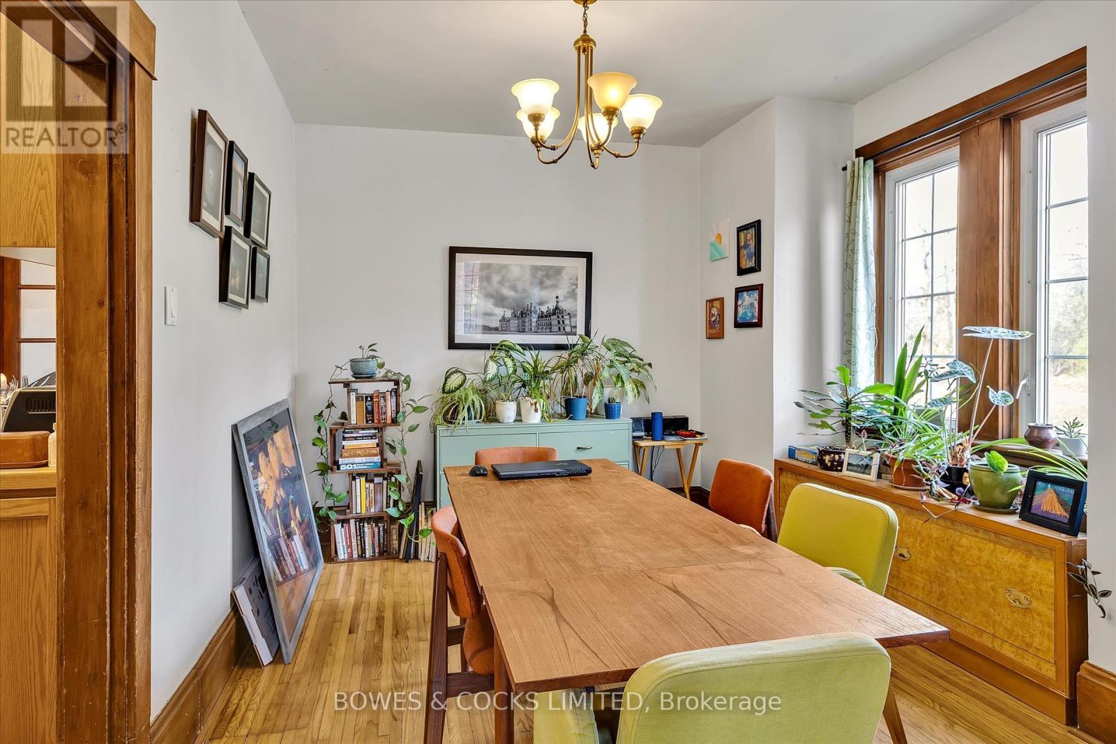 Photo 23 of 633 Downie Street, Peterborough Central ON