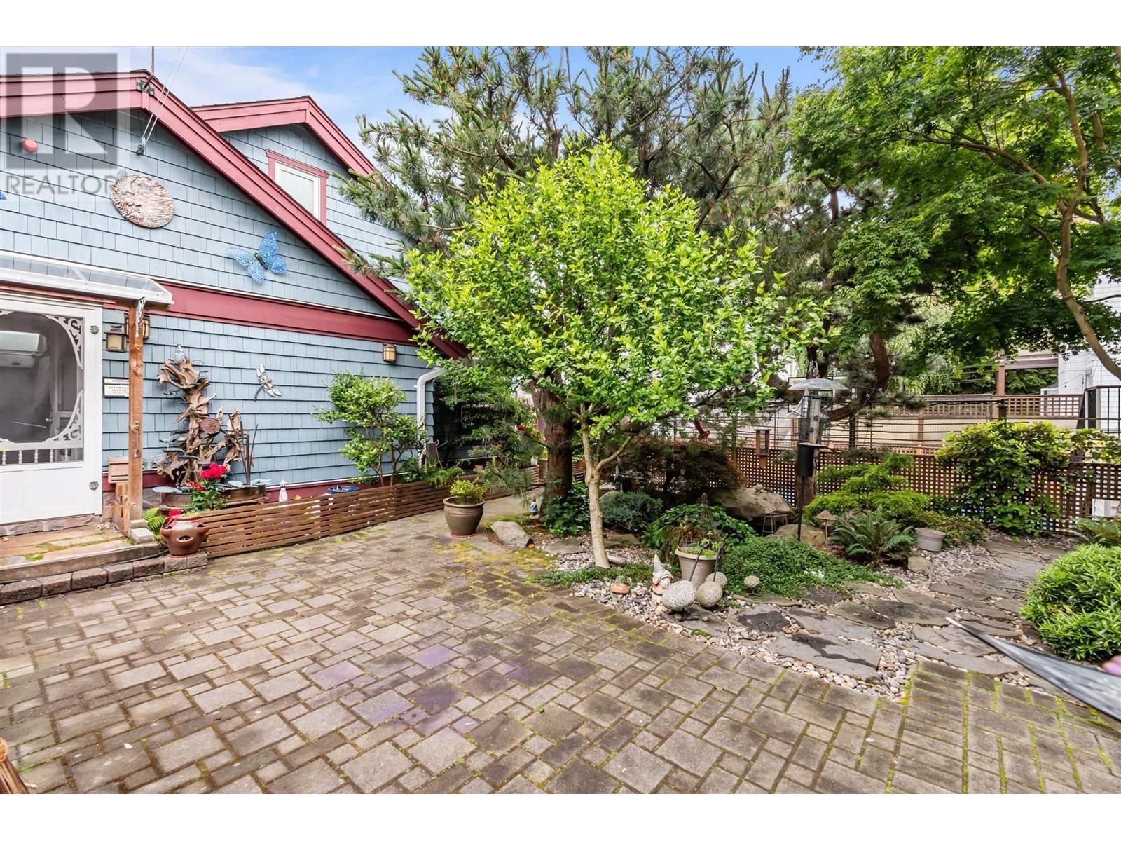 Photo 29 of 419 E 23rd Avenue, Vancouver BC