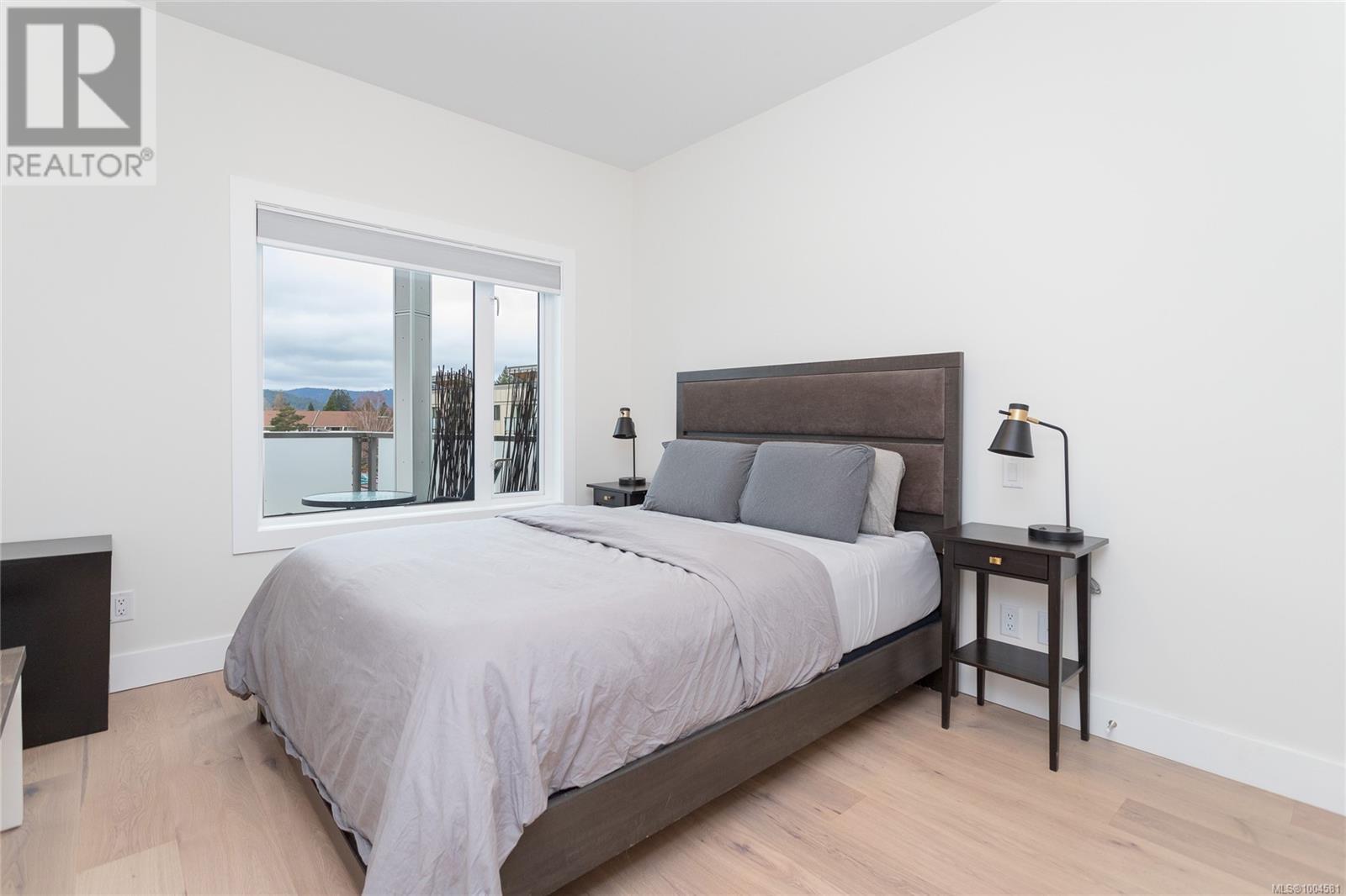 Photo 19 of 402 7098 Wallace Dr, Central Saanich BC