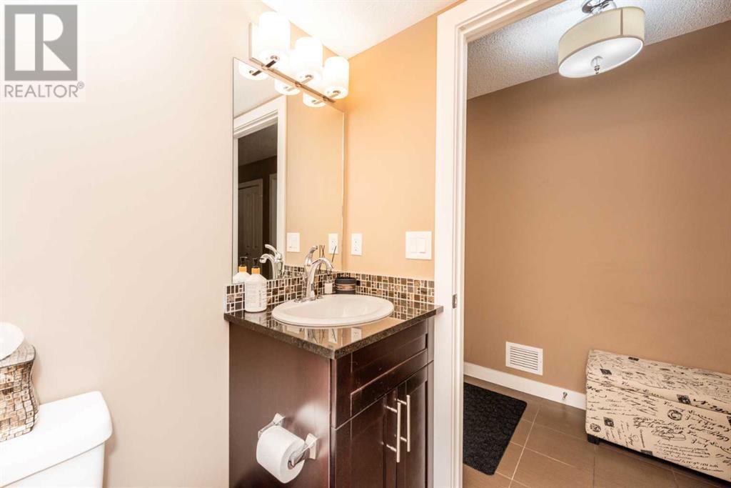 Single Family House for Sale in   saddlestone Way NE Saddle Ridge Calgary 