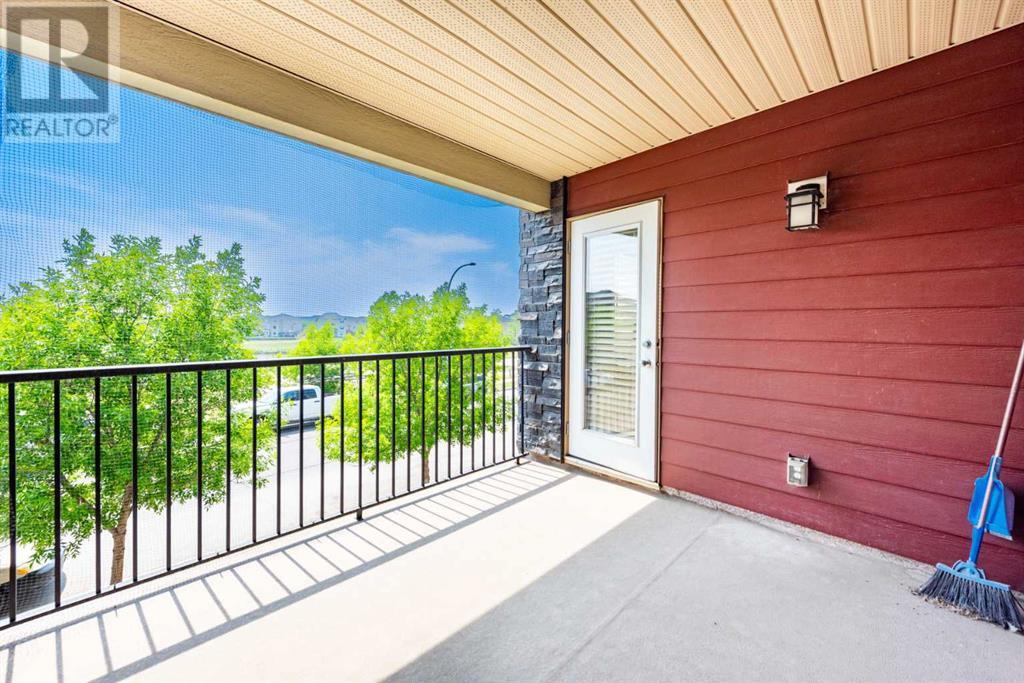 Single Family House for Sale in   saddlestone Way NE Saddle Ridge Calgary 