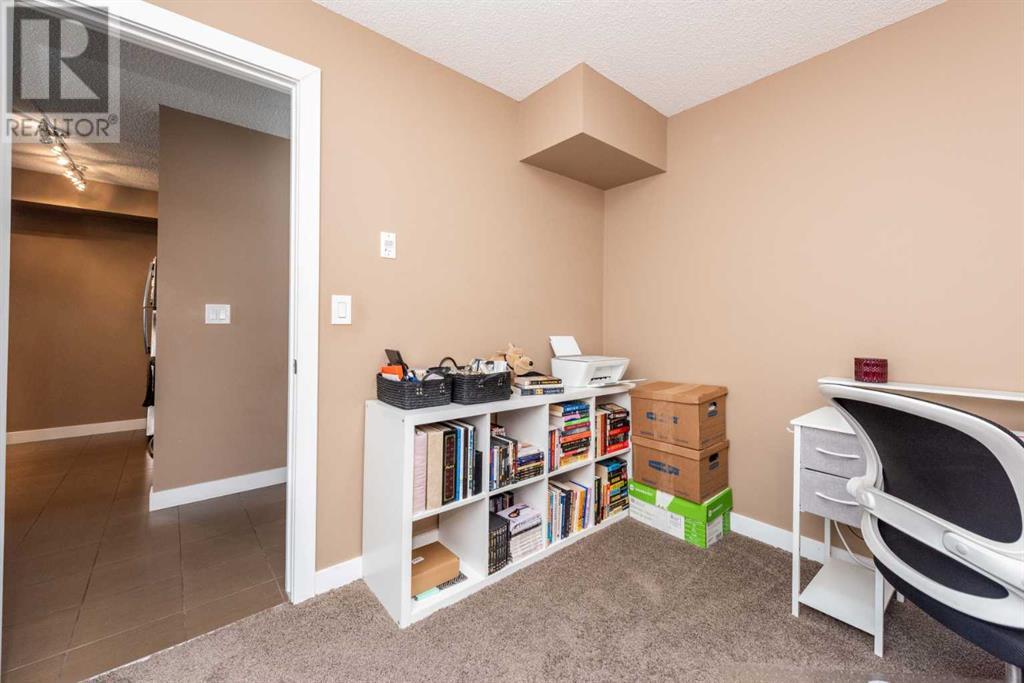 Single Family House for Sale in   saddlestone Way NE Saddle Ridge Calgary 