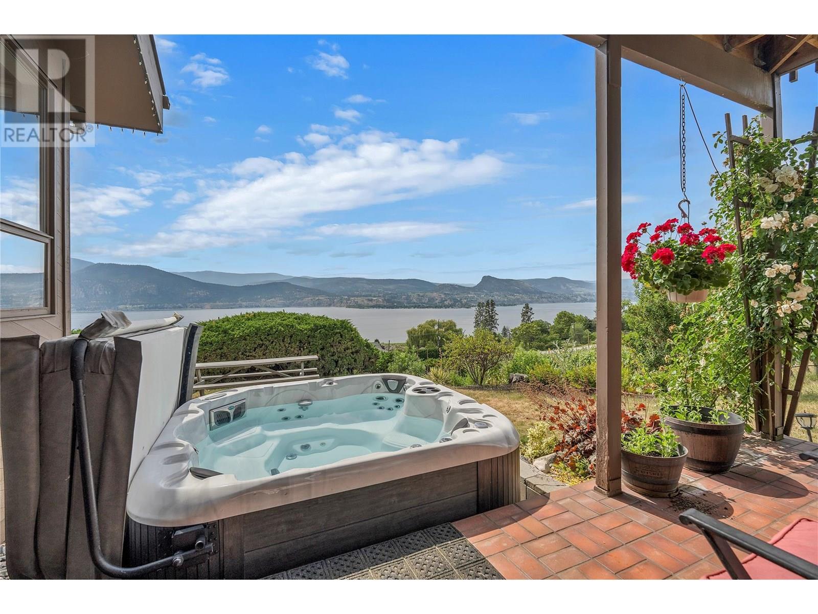 1159 Nuttall Road, Naramata