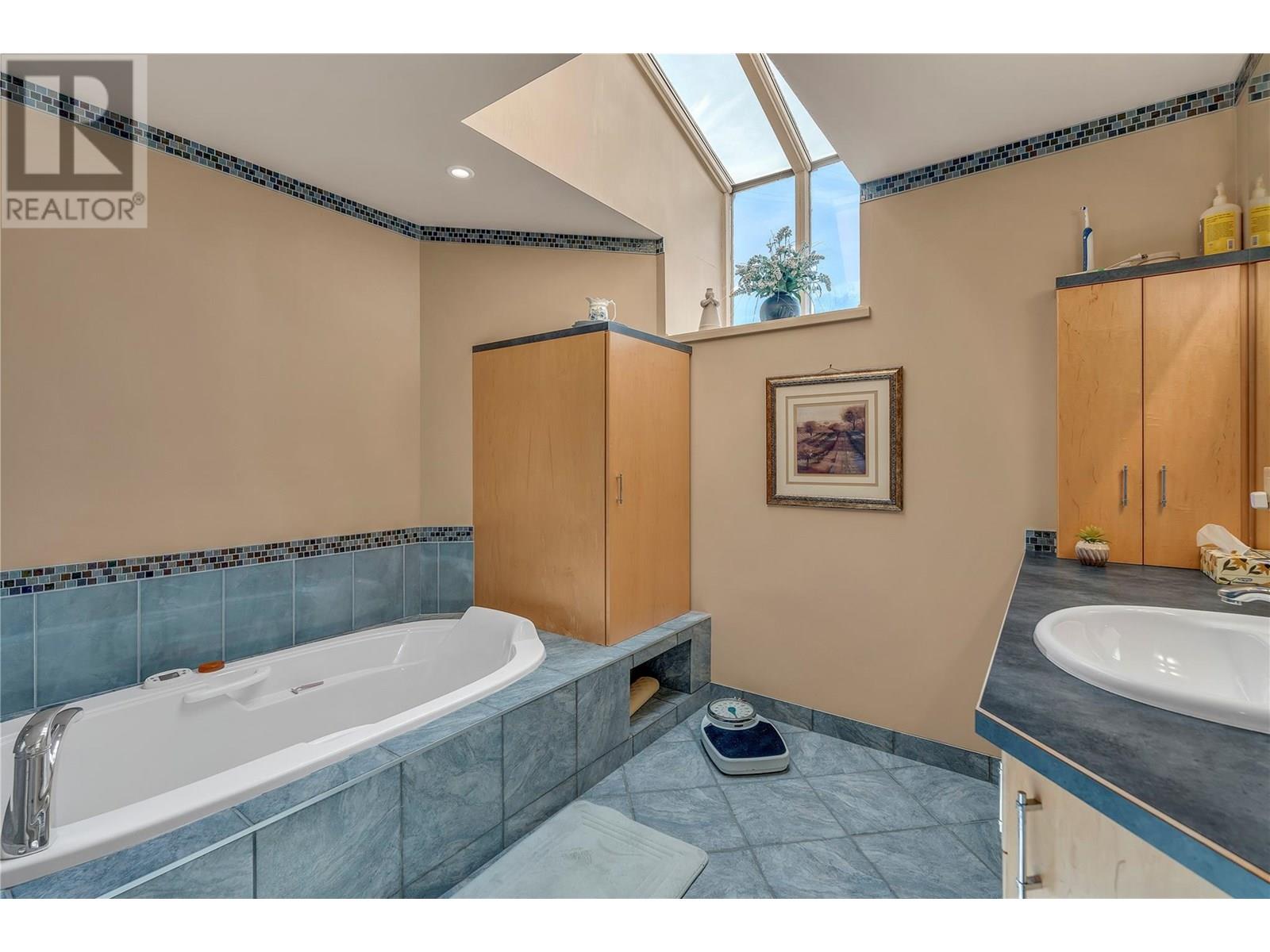 1159 Nuttall Road, Naramata