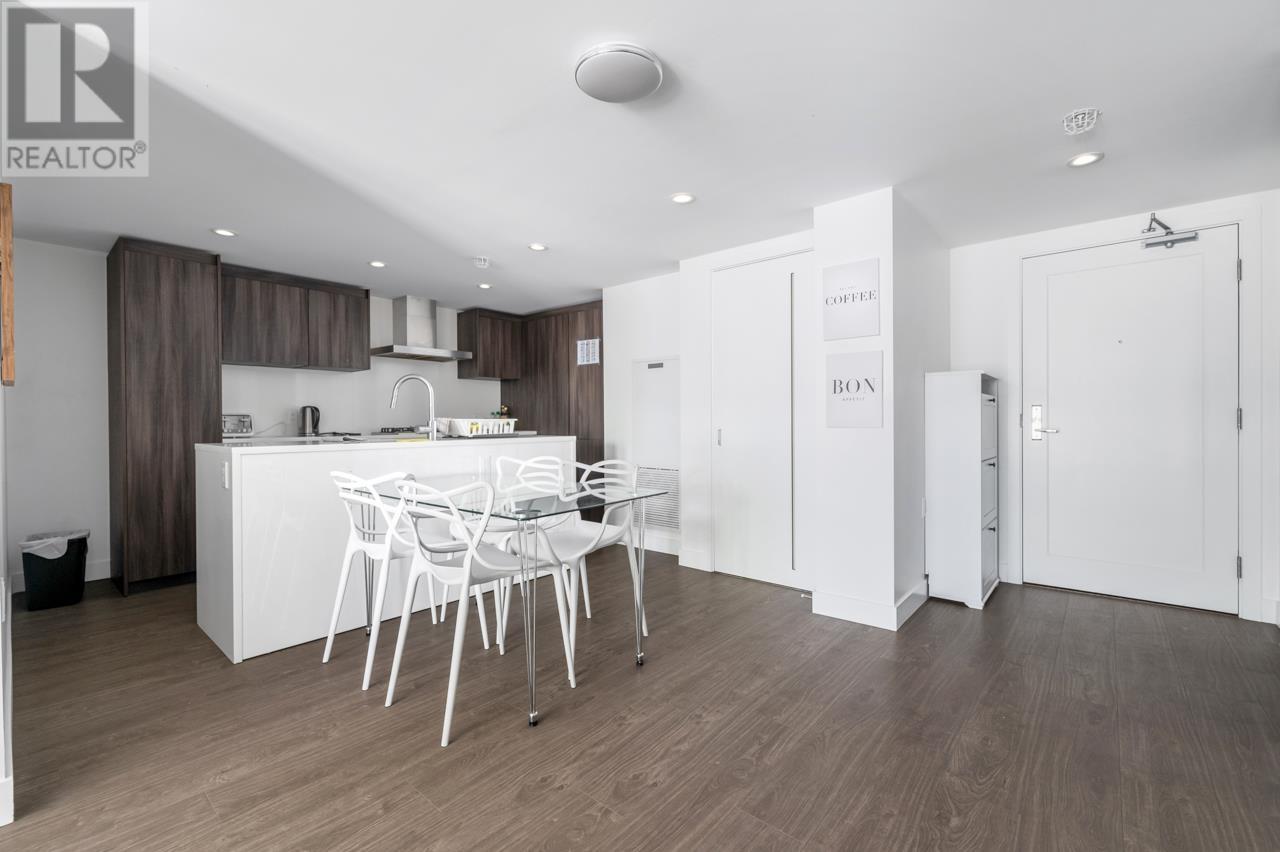 Photo 10 of 320 6328 No 3 Road, Richmond BC