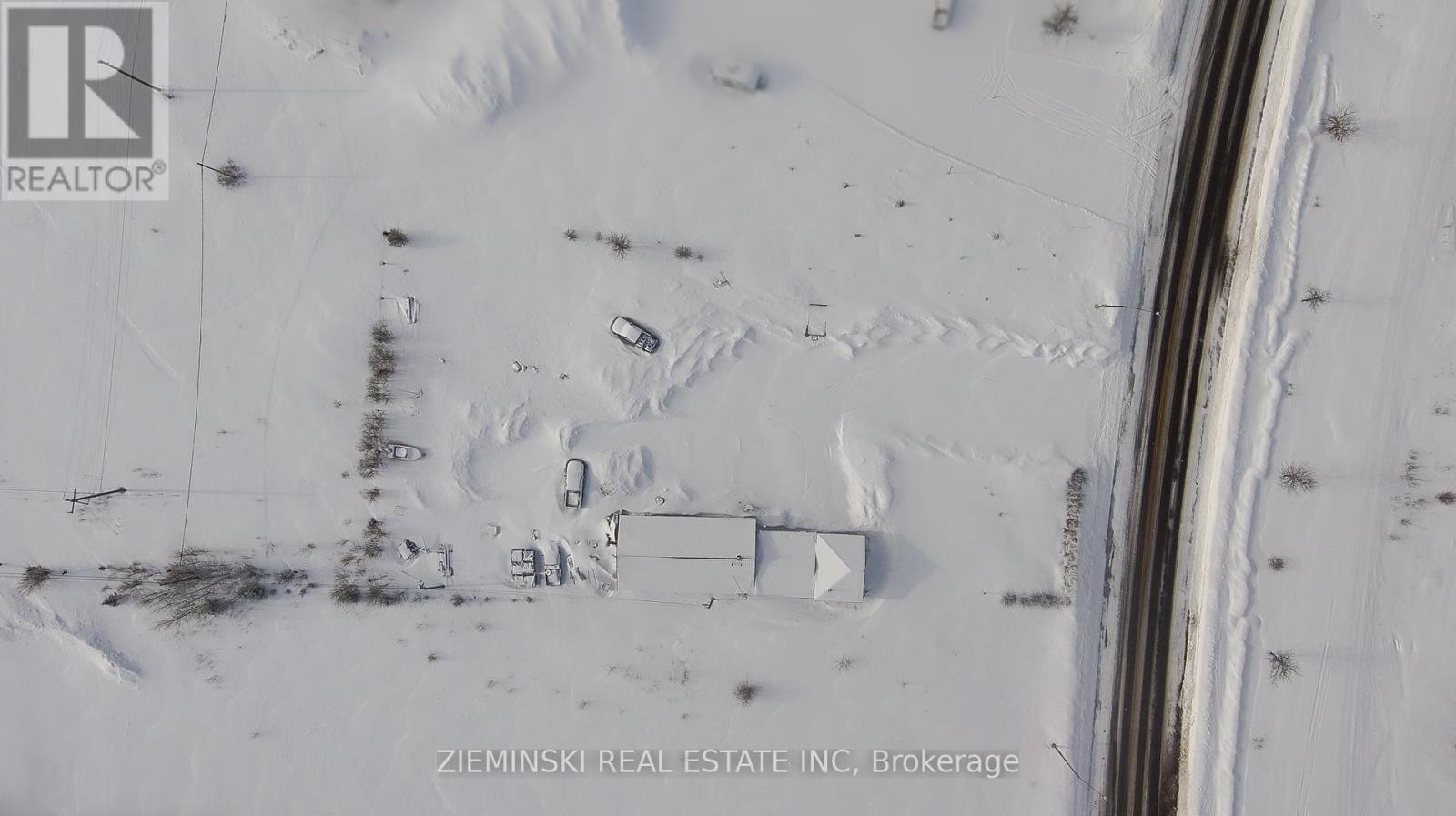 Photo 5 of 711 Ambridge Drive, Iroquois Falls ON