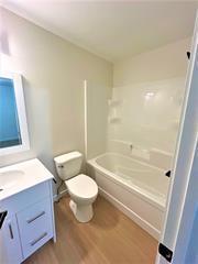 Photo 5 of 473 Hartford Avenue, Winnipeg MB